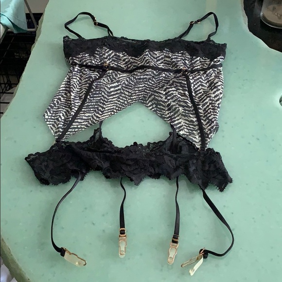 Open back Victoria’s Secret Vintage zebra print teddy - Picture 1 of 6